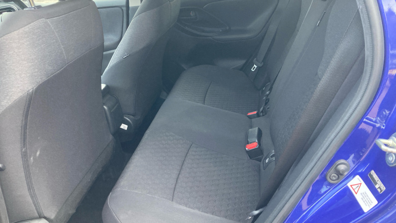 Toyota Yaris 1.5 Hybrid Design 5dr CVT Hybrid Hatchback